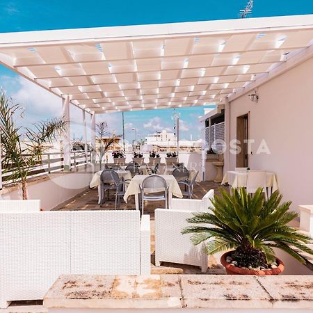 Lory'S House Hotel Порто Чезарео Екстериор снимка