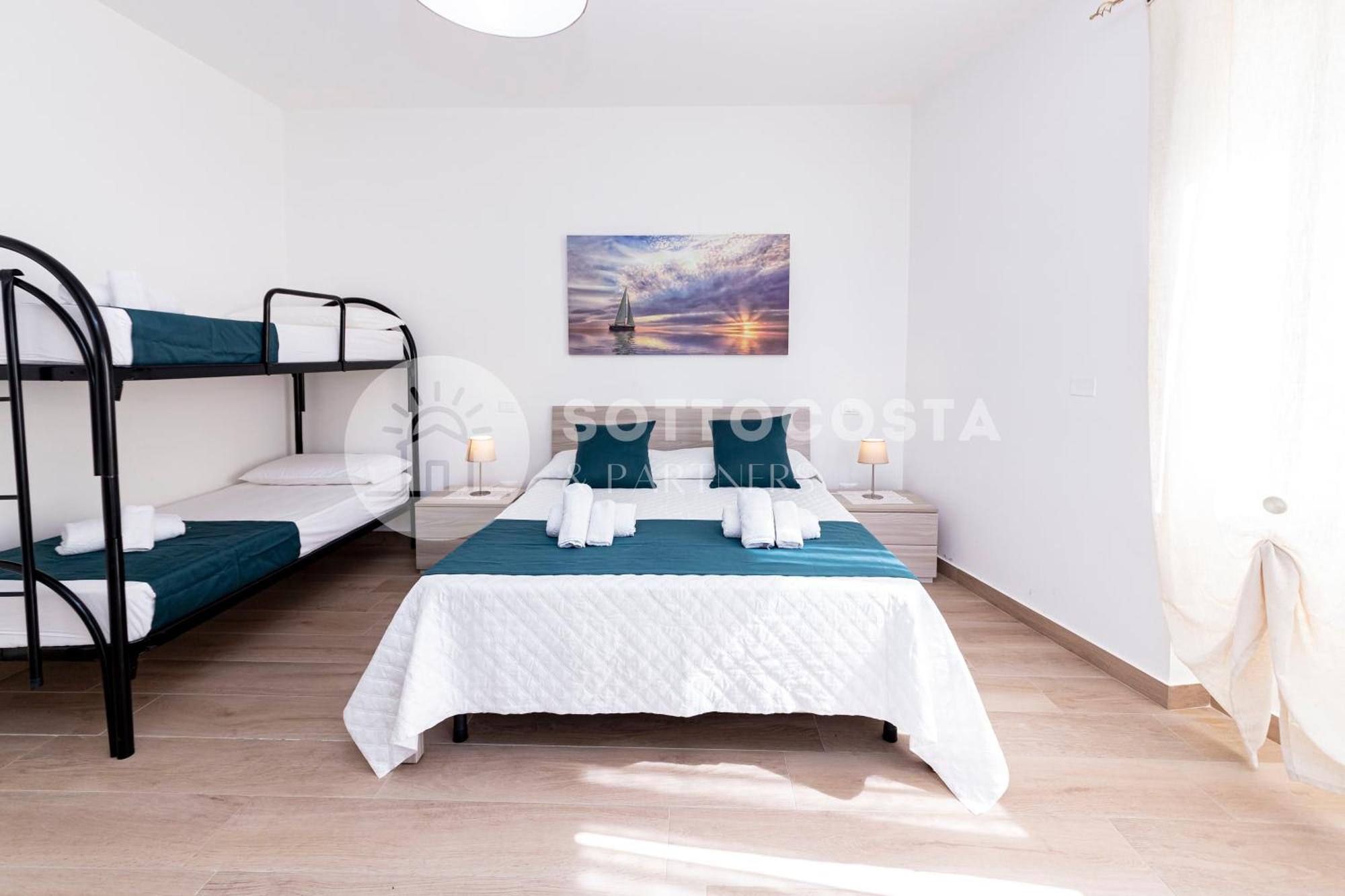 Lory'S House Hotel Порто Чезарео Екстериор снимка