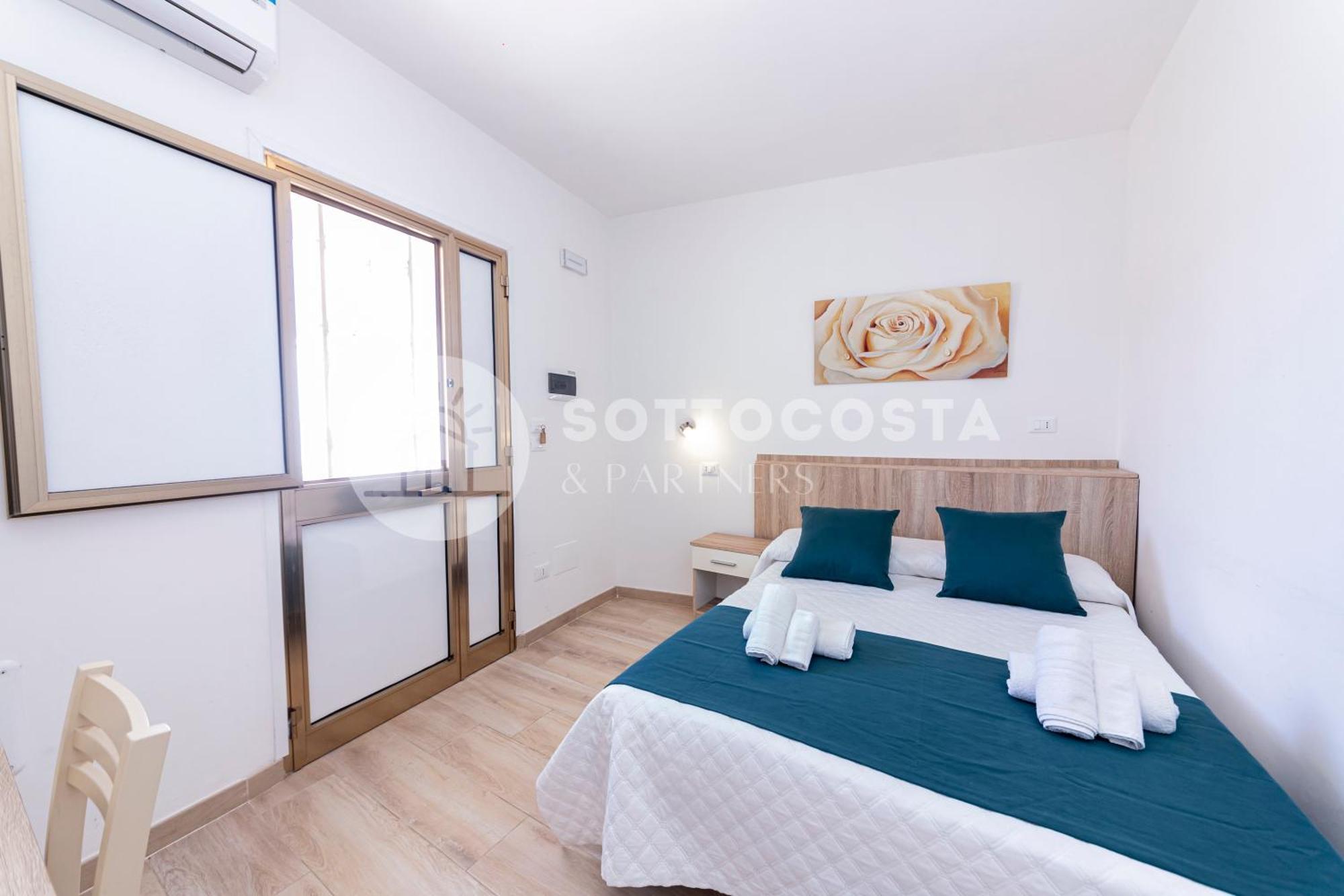 Lory'S House Hotel Порто Чезарео Екстериор снимка