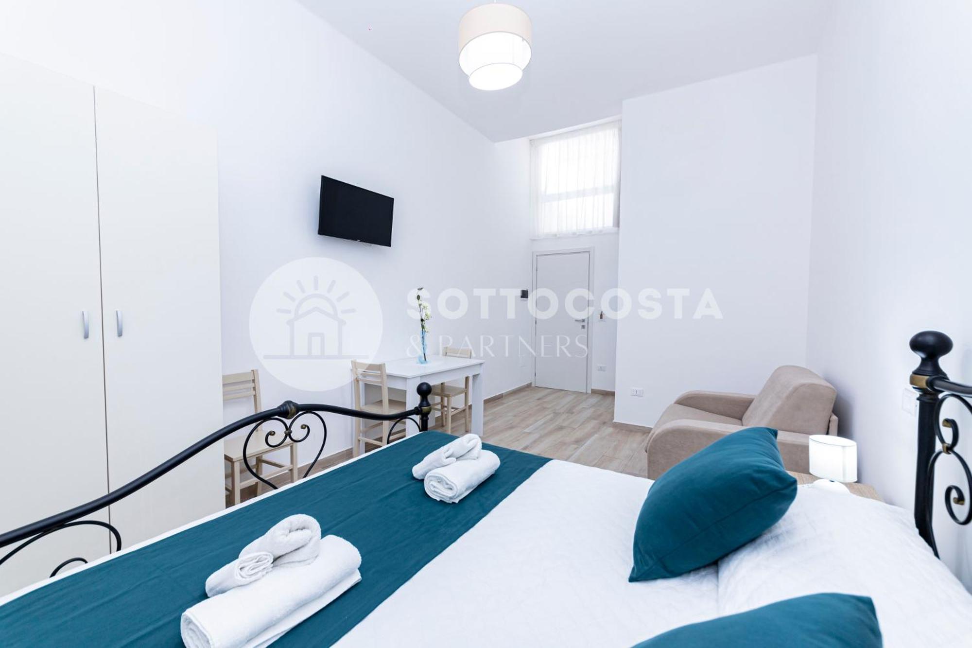 Lory'S House Hotel Порто Чезарео Екстериор снимка