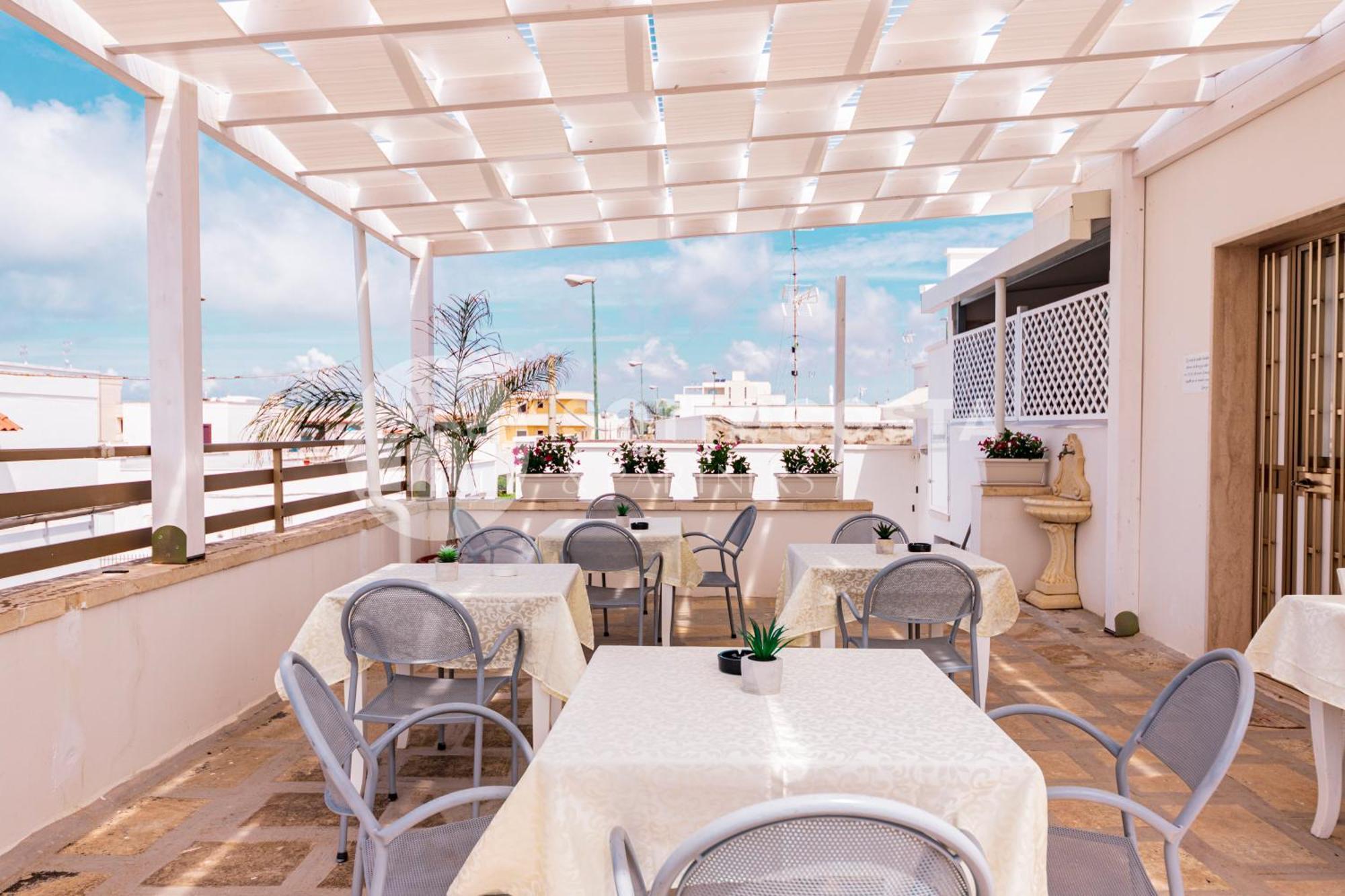 Lory'S House Hotel Порто Чезарео Екстериор снимка